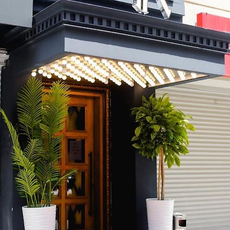 The Royals Hotel Izmir Exterior photo