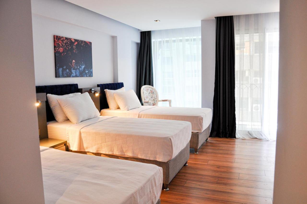 The Royals Hotel Izmir Exterior photo